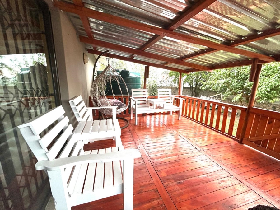 5 Bedroom Property for Sale in Beacon Bay Eastern Cape